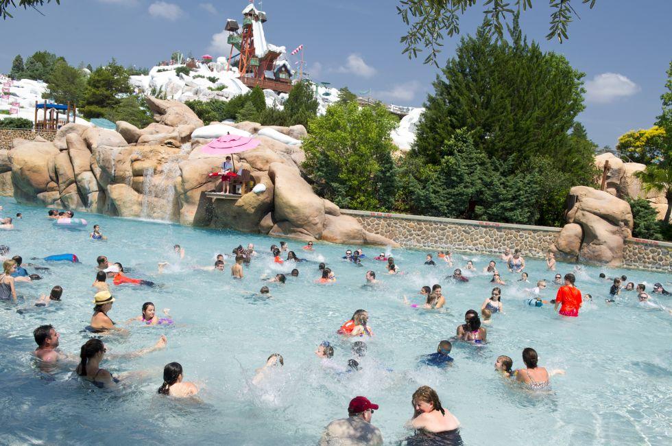 Disney's Blizzard Beach joined 500 host locations for the World's Largest Swimming Lesson event today, June 14, 2012. It was part of a worldwide simultaneous effort to break the Guinness World Record set last year. The global swim lesson, aside from great 